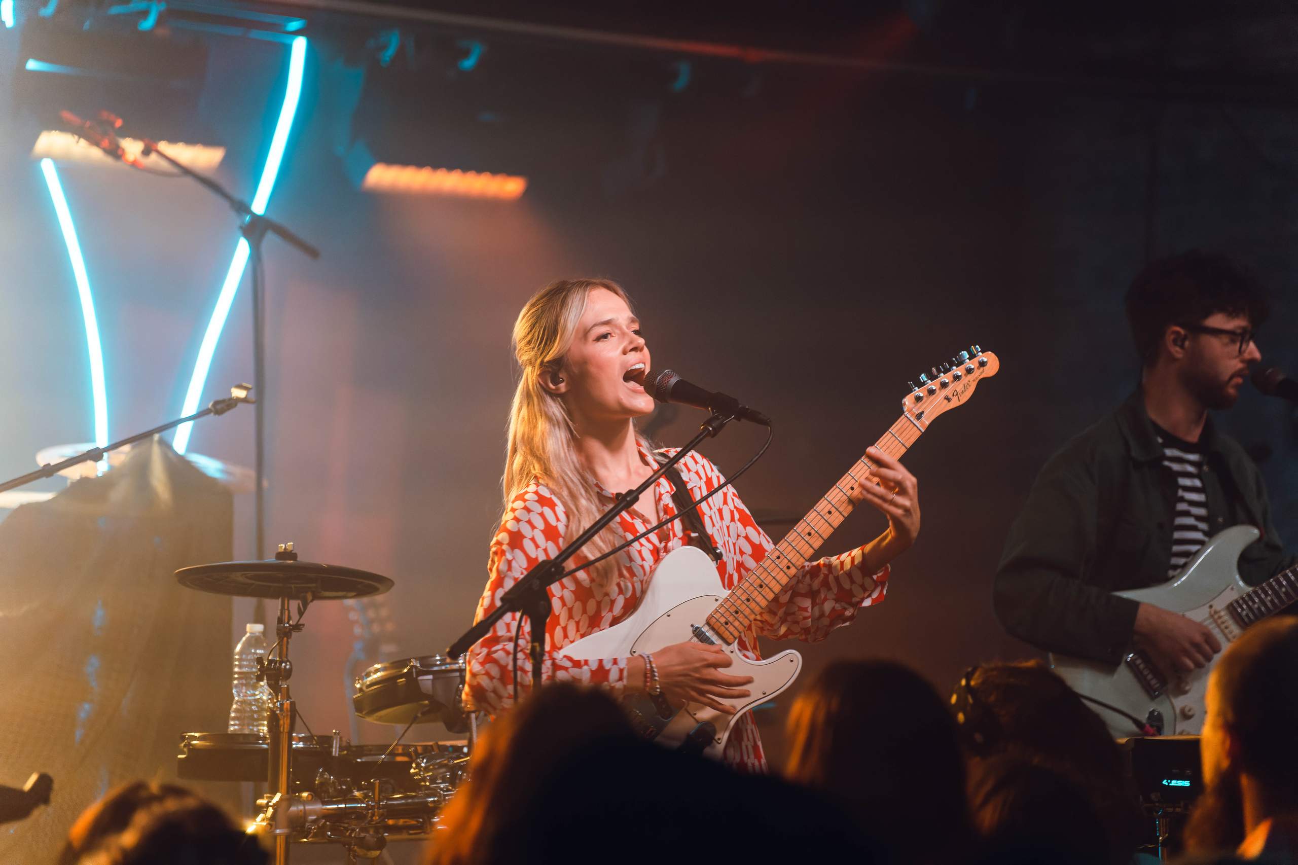 Florrie opening for a sold out G Flip at The Vivarium in Milwaukee, WI, May 26th, 2024, photography by Ross Harried for Second Crop Music