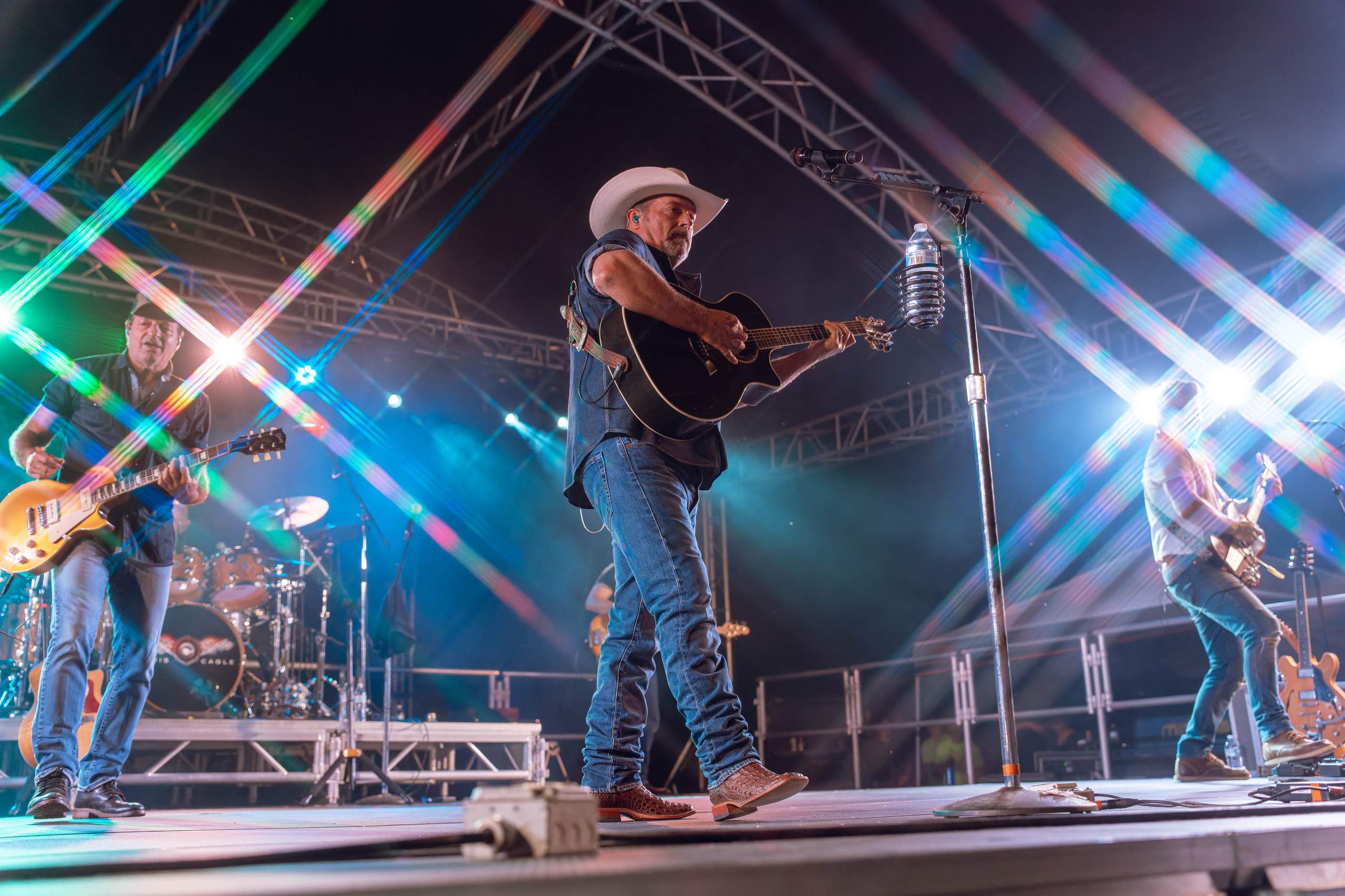 Chris Cagle performs at Tobacco Heritage Days in Edgerton, WI, July 20th, 2024, photography by Ross Harried for Second Crop Music