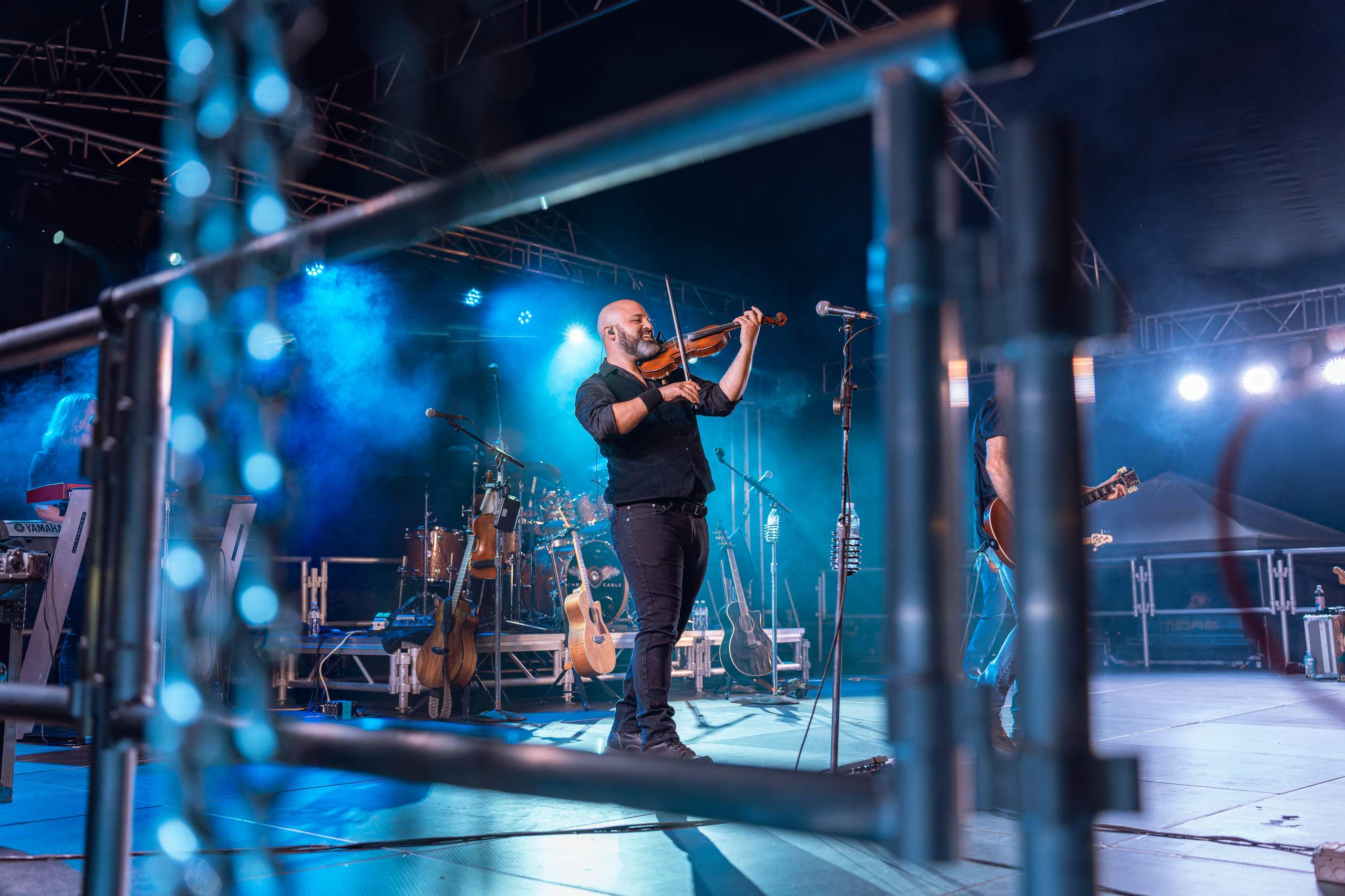 Chris Cagle performs at Tobacco Heritage Days in Edgerton, WI, July 20th, 2024, photography by Ross Harried for Second Crop Music