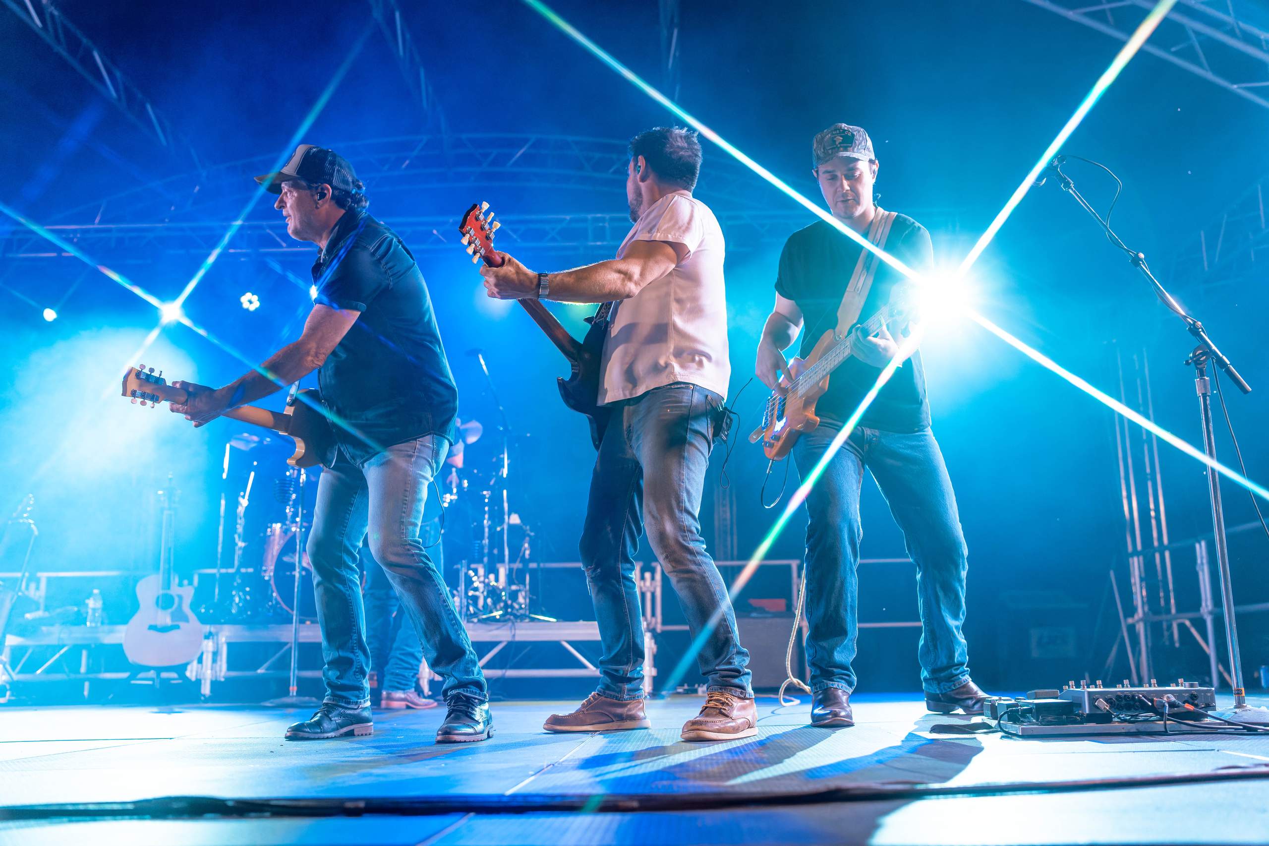 Chris Cagle performs at Tobacco Heritage Days in Edgerton, WI, July 20th, 2024, photography by Ross Harried for Second Crop Music