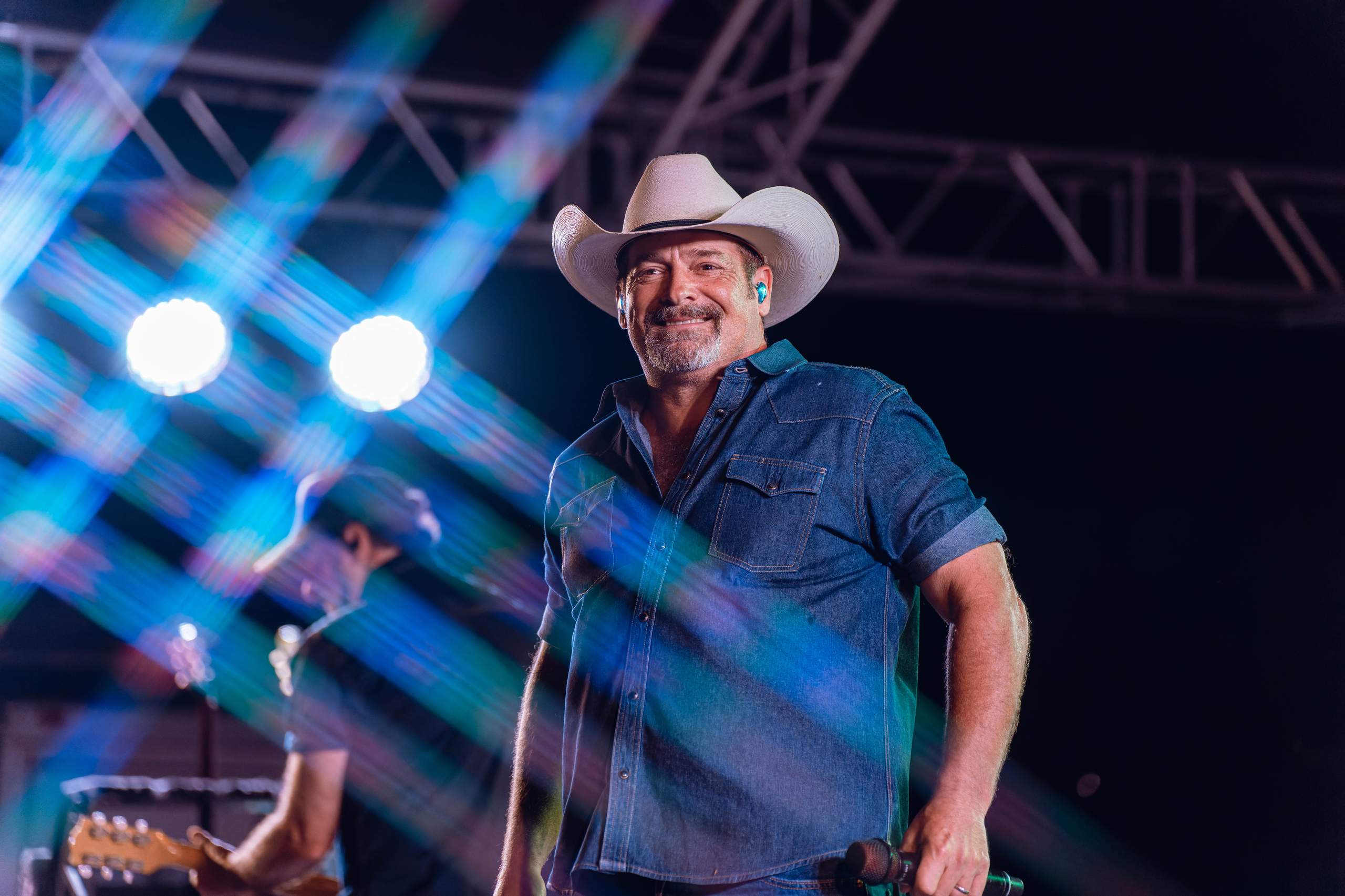 Chris Cagle performs at Tobacco Heritage Days in Edgerton, WI, July 20th, 2024, photography by Ross Harried for Second Crop Music