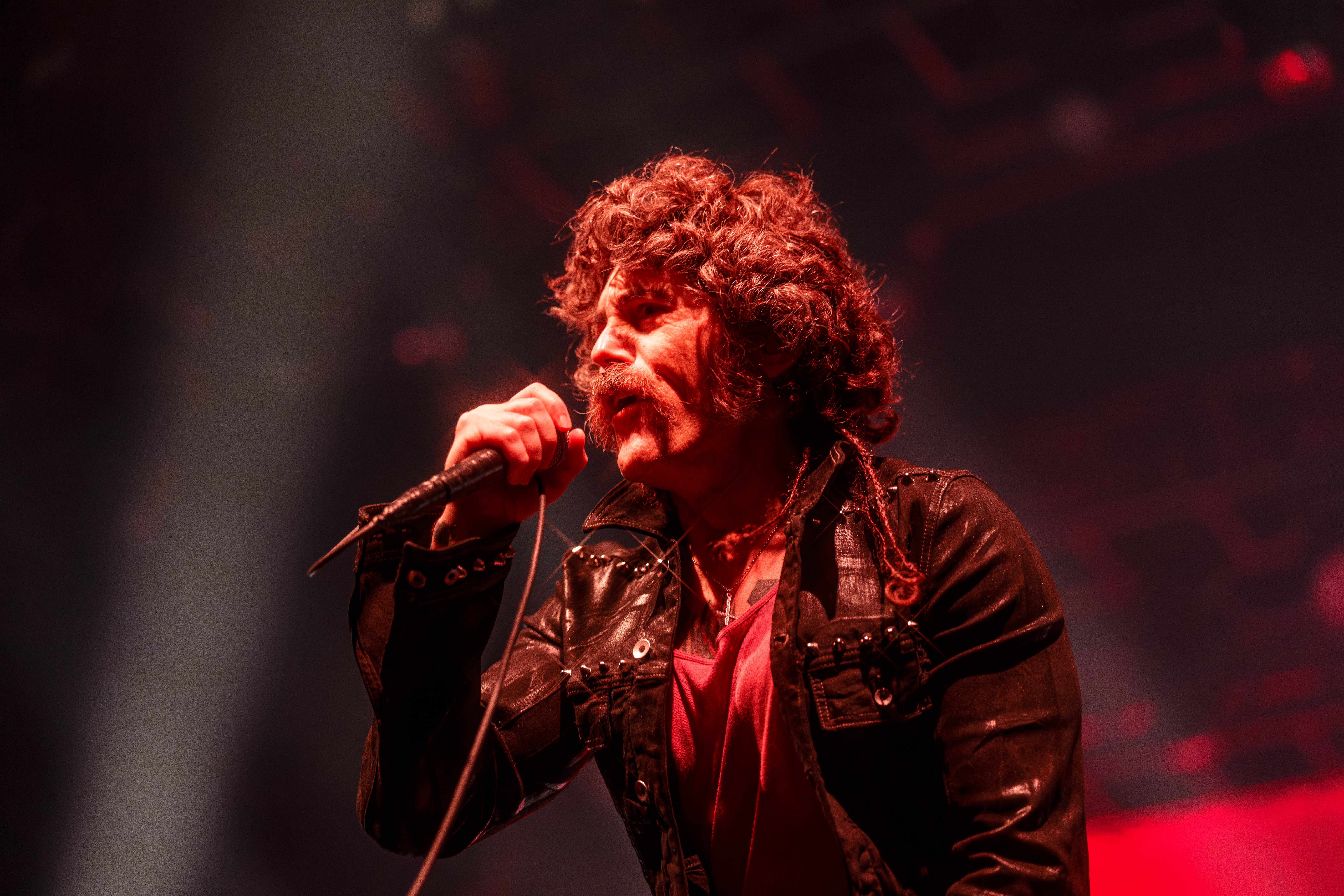 MMADISON, WI – SEPTEMBER 30, 2025: A Fire Inside (AFI) performs at The Sylvee in Madison, Wisconsin, marking the opening night of their 2025 U.S. tour. The show was AFI’s first performance in Madison in 28 years. Photography by Ross Harried for Second Crop Music