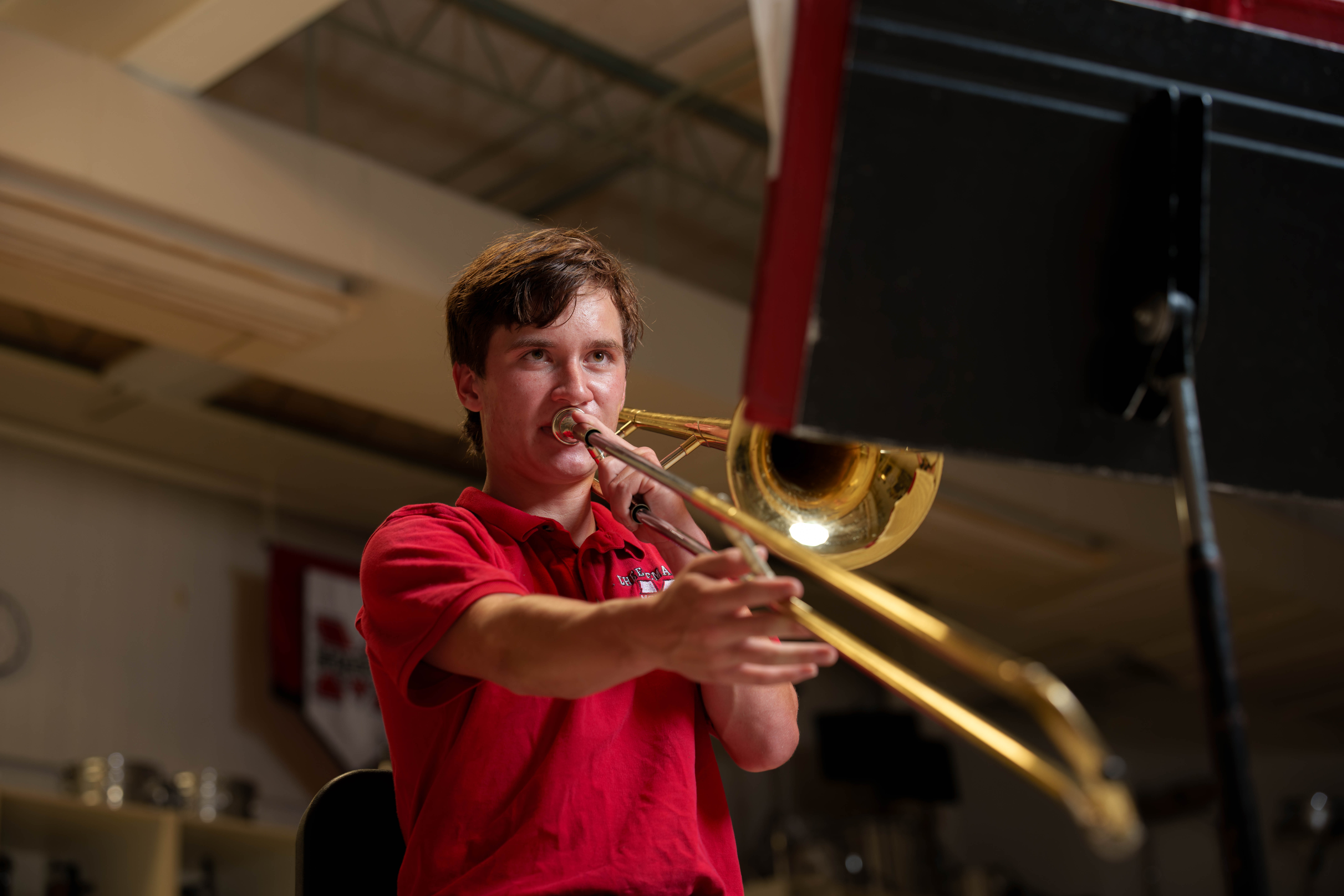 Hamilton Stites poses for senior photos at Monroe High School in Monroe, Wisconsin on July 28th, 2025. Stites will graduate in 2026. Photography by Ross Harried for Second Crop Creative.