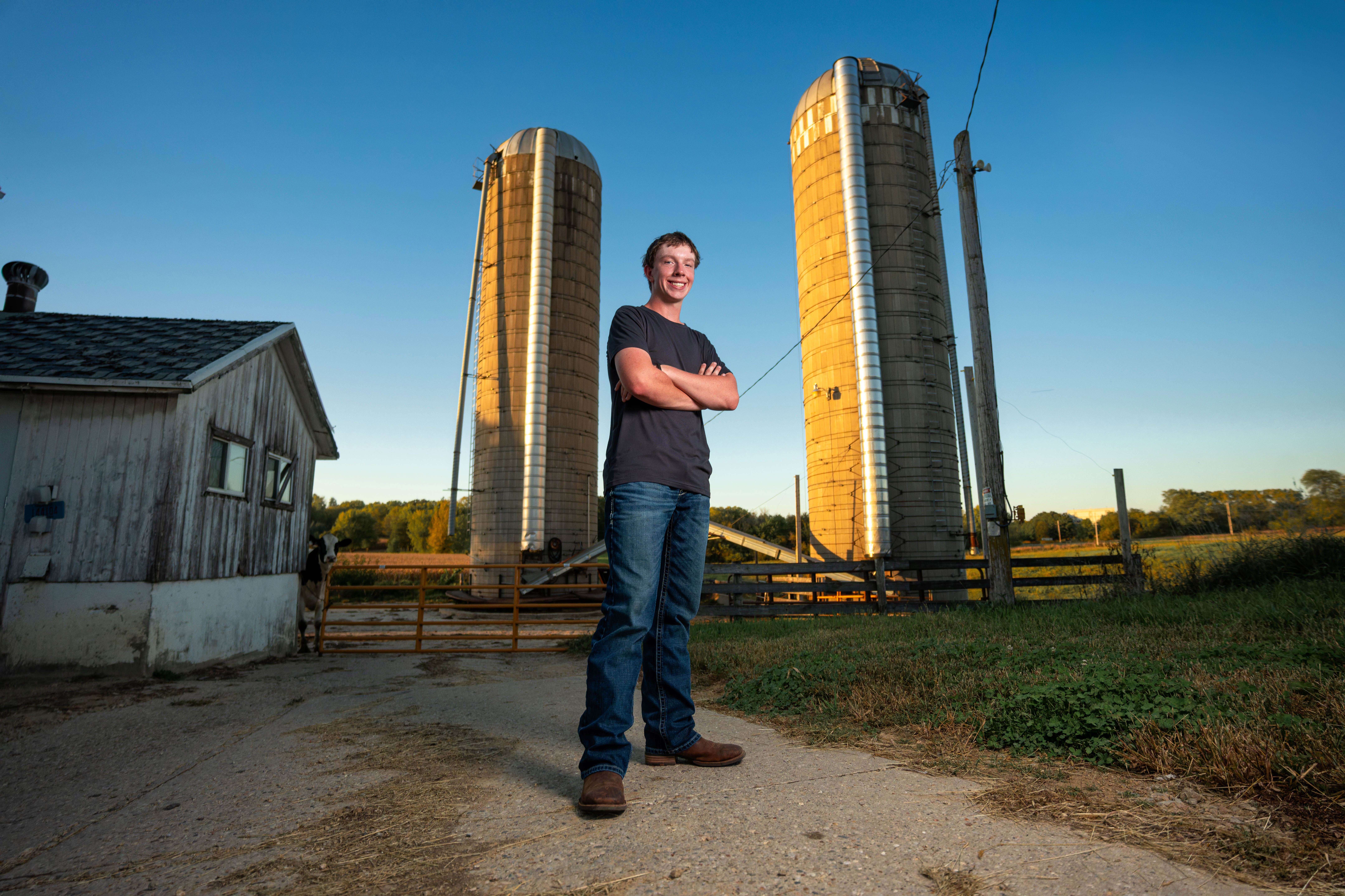 Coldan Altmann poses for senior photos in Monroe, Wisconsin on September 29th, 2025. Altmann will graduate in 2026. Photography by Ross Harried for Second Crop Creative.