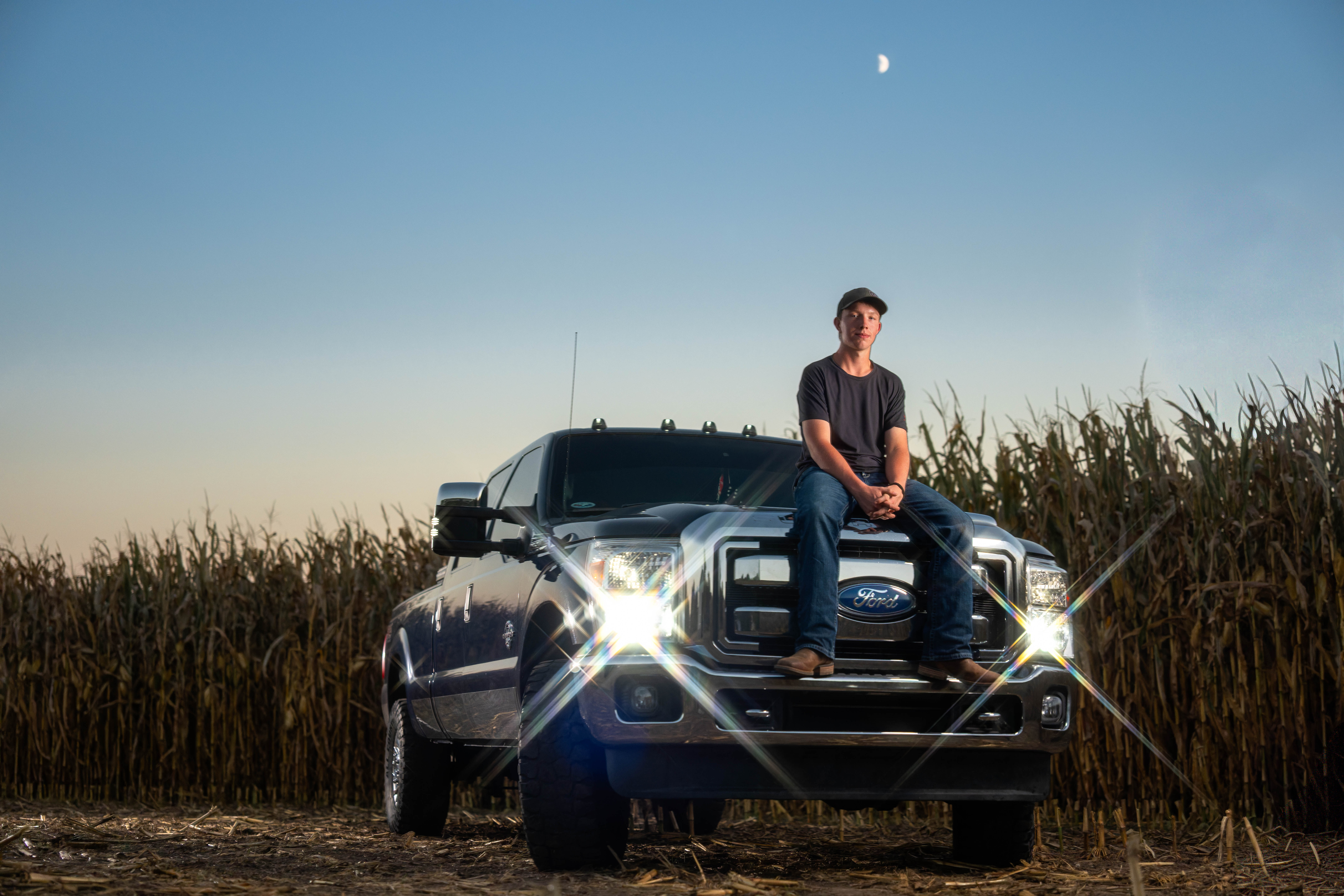 Coldan Altmann poses for senior photos in Monroe, Wisconsin on September 29th, 2025. Altmann will graduate in 2026. Photography by Ross Harried for Second Crop Creative.