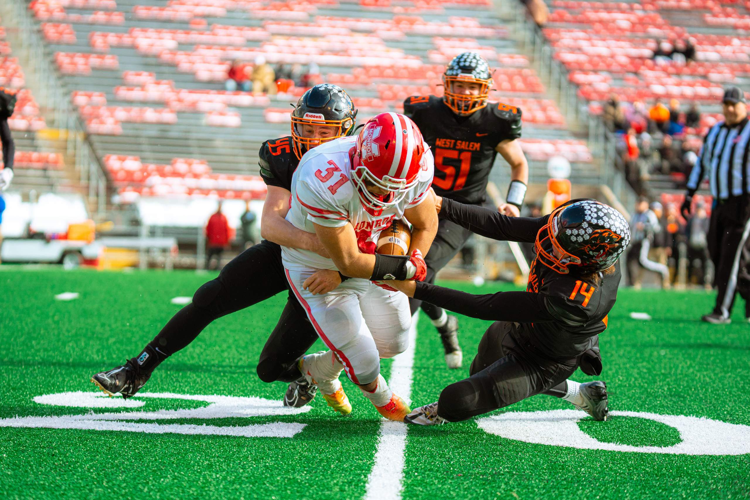 Monroe vs. West Salem, 2022 WIAA Division 3 Championship Game, photography by Ross Harried for Second Crop Sports
