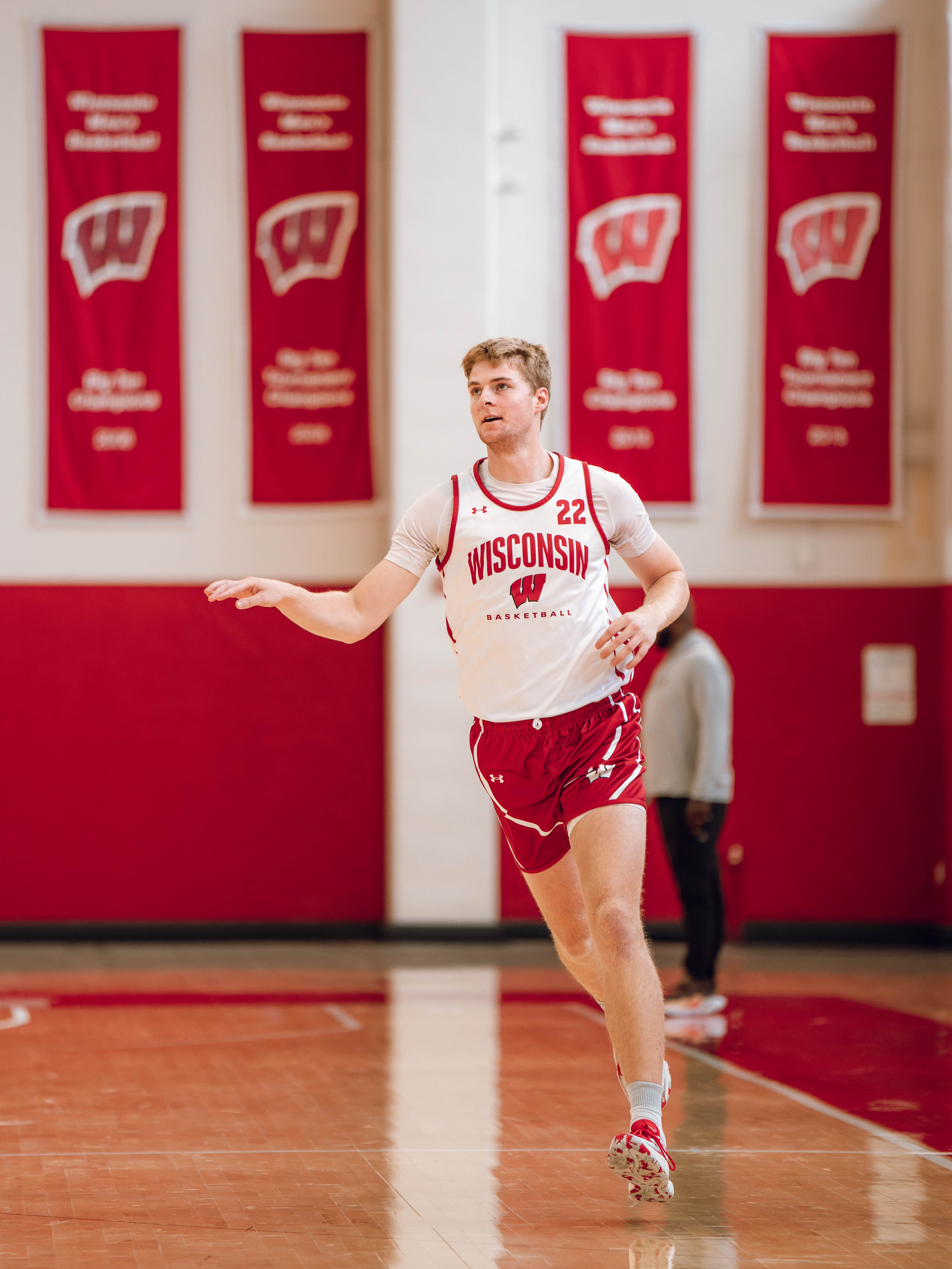 Wisconsin Badgers forward Steven Crowl #22 runs a drill during practice at the Nicholas Johnson Pavilion on October 7, 2024 in Madison, WI. Photography by Ross Harried for Second Crop Sports.