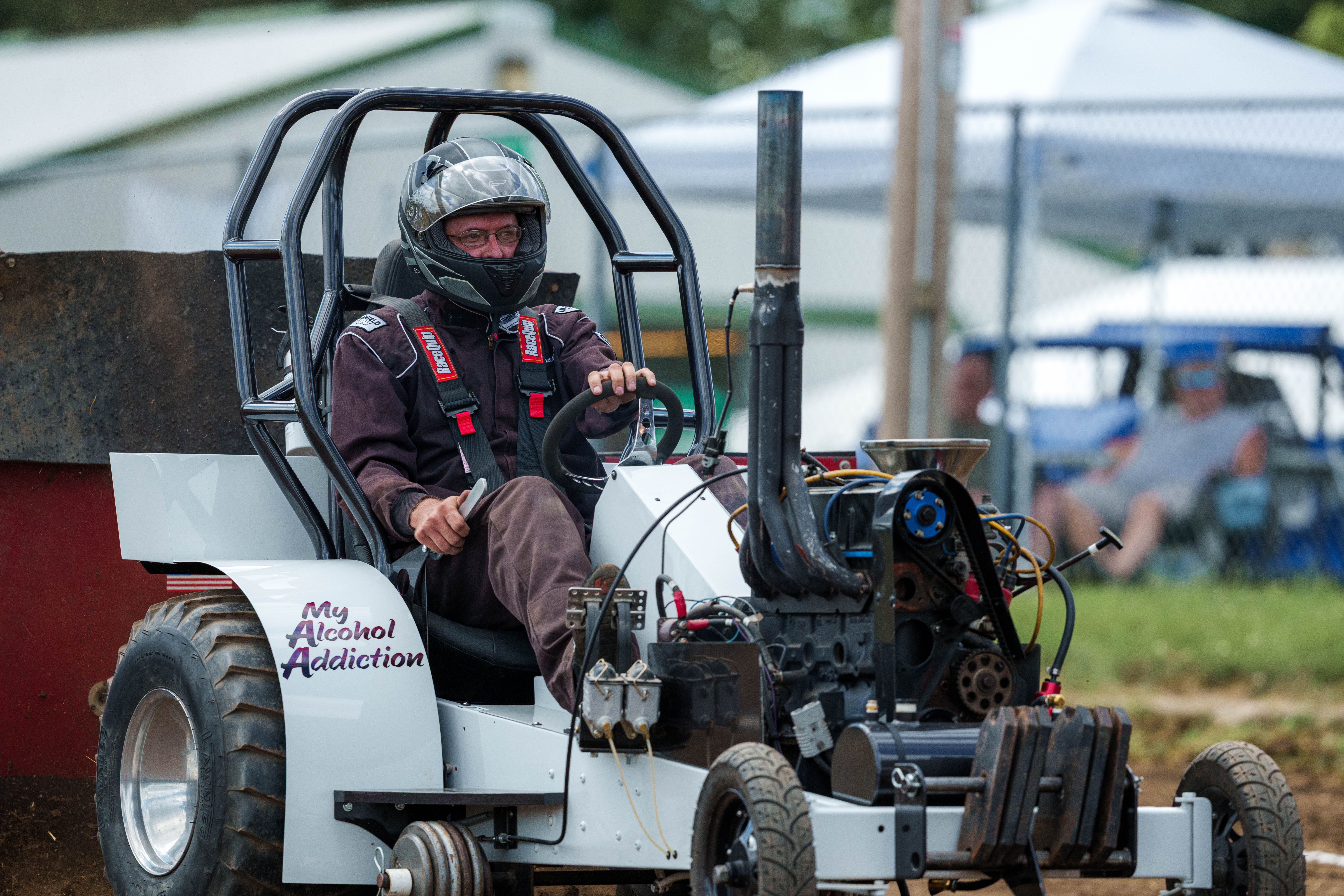 Local lawn and tractor pull at the Green County Fair in Monroe, Wisconsin on July 19th, 2025. Photography by Ross Harried for Second Crop Sports.