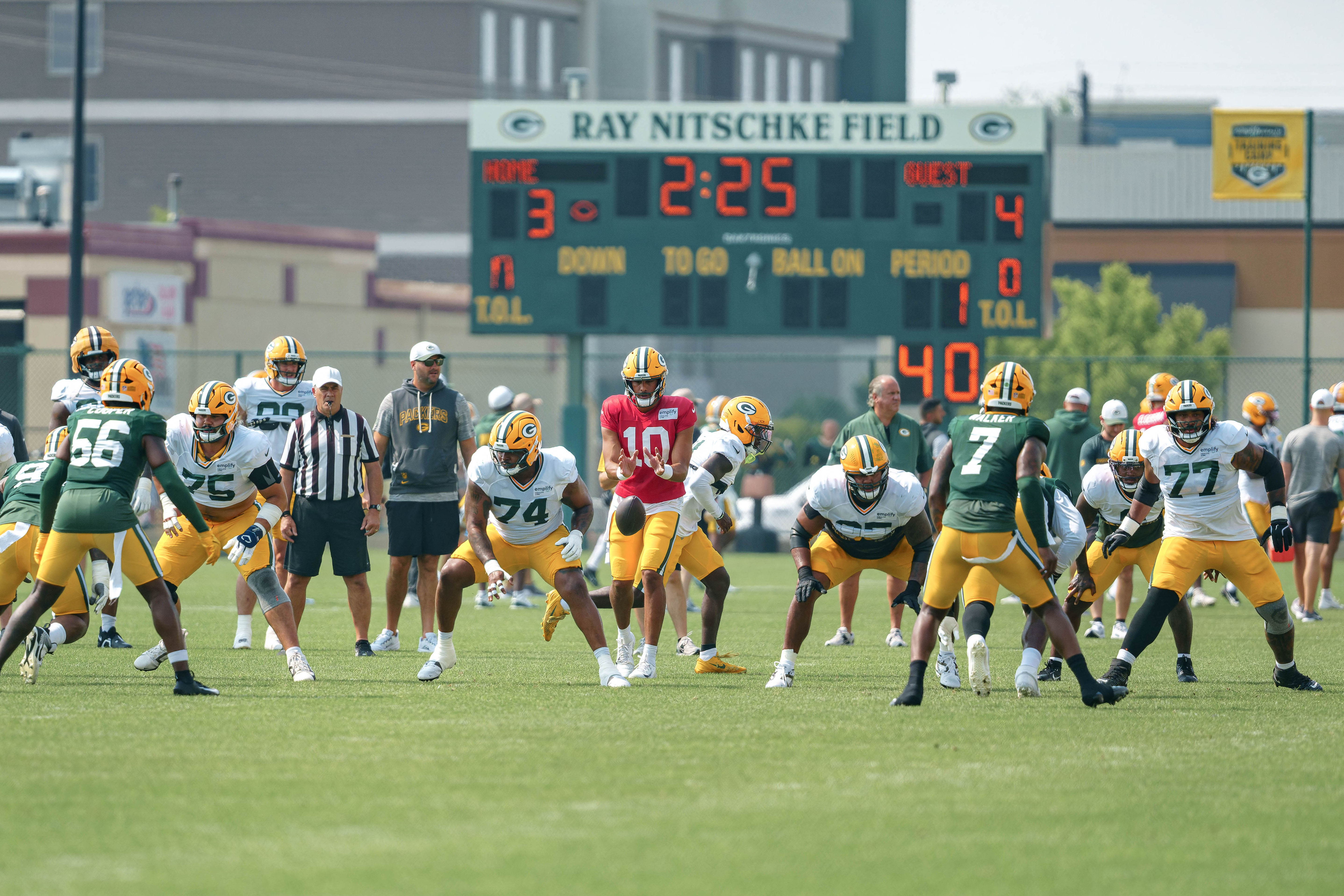 Green Bay Packers quarterback Jordan Love (10) takes a snap during a training camp drill at Ray Nitschke Field in Green Bay, Wisconsin, on August 6th, 2025. Photography by Ross Harried for Second Crop Sports.