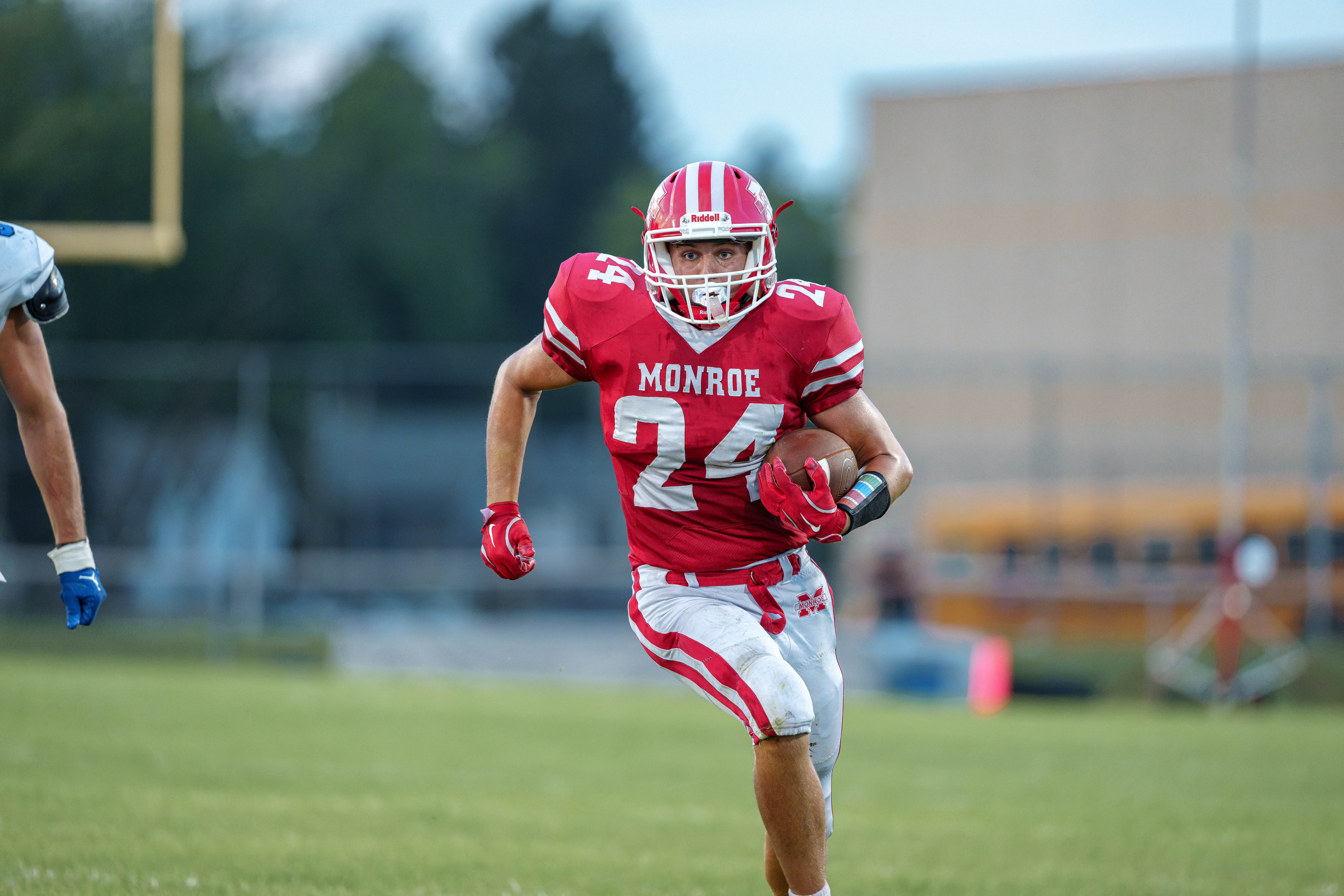 The Monroe Cheesemakers host the Lodi Blue Devils in a high school football game at Monroe High School in Monroe, Wisconsin, on August 22, 2025. Lodi defeated Monroe 21–14. Photography by Ross Harried for Second Crop Sports.
